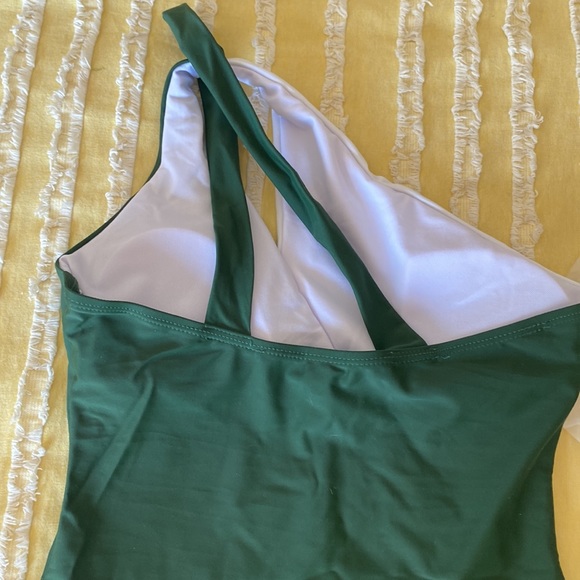 ☀️Colorblock One-Shoulder Bathing Suit ☀️NWT - Picture 4 of 8